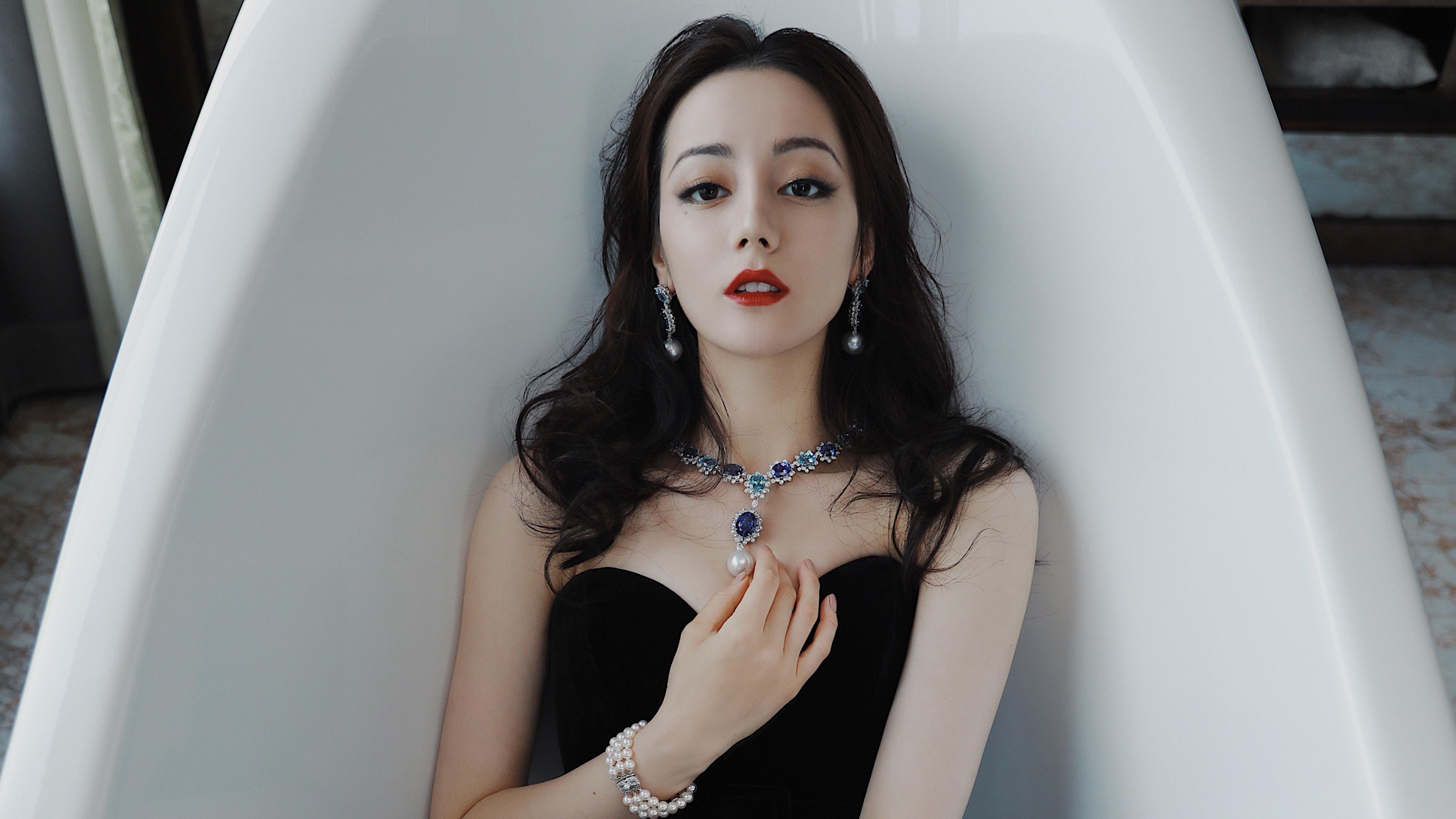 当魔笛成为航海士，莫德里奇以葡萄牙助教身份导演B组关键战，日本队吞下苦果